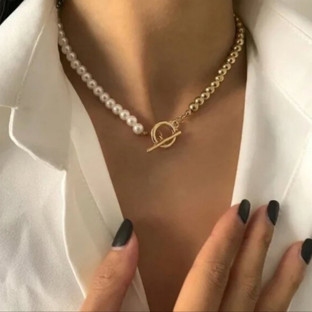 NEW! Gold Plated Classic Pearl & Beaded Toggle Necklace